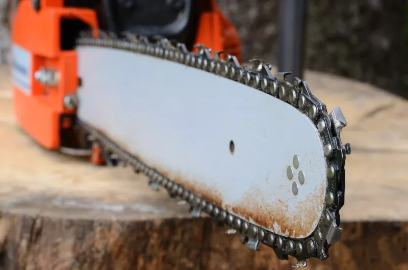 chainsaw chains