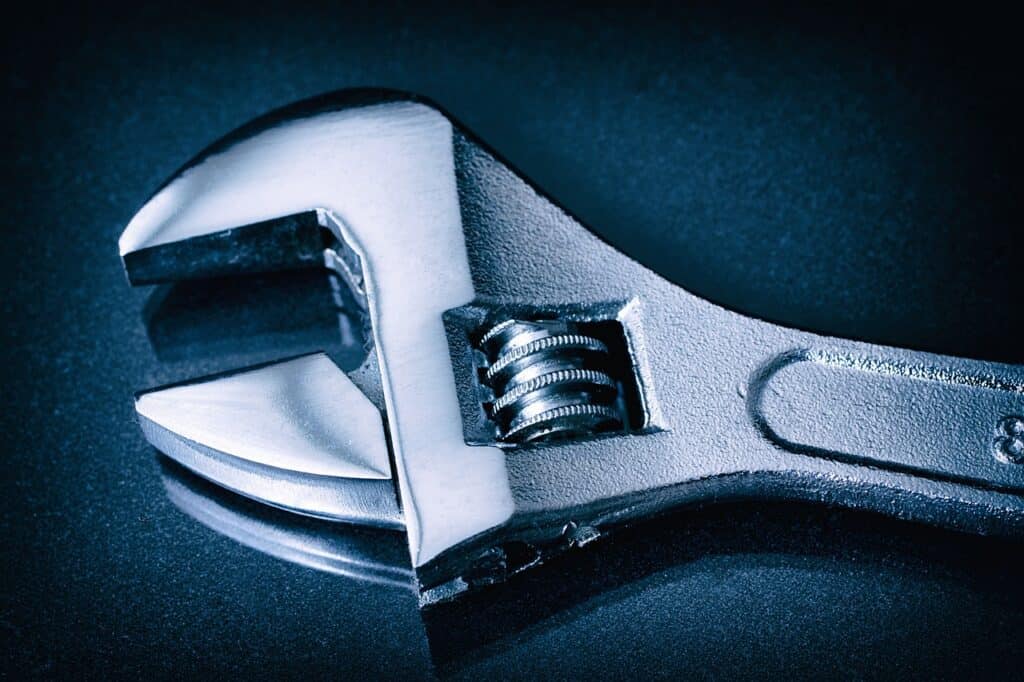 adjustable wrench